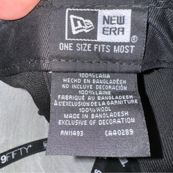 MENS BLACK NIKE FITTED SNAPBACK - Picture 4 of 6